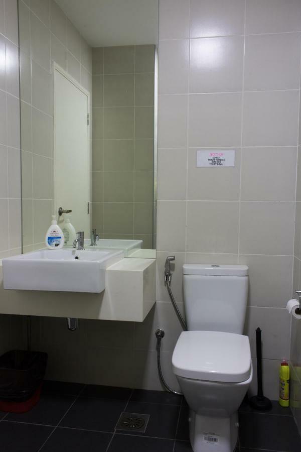Ashton Meridin Suites Nusajaya  Esterno foto